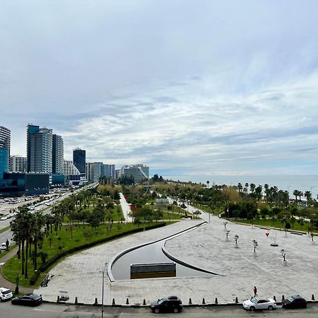 Orbi Beach Tower Batumi Eksteriør billede