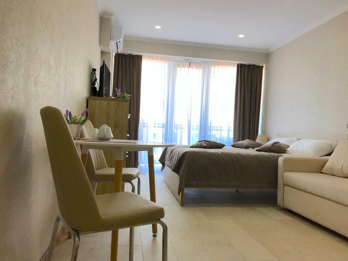 Orbi Beach Tower Batumi Eksteriør billede