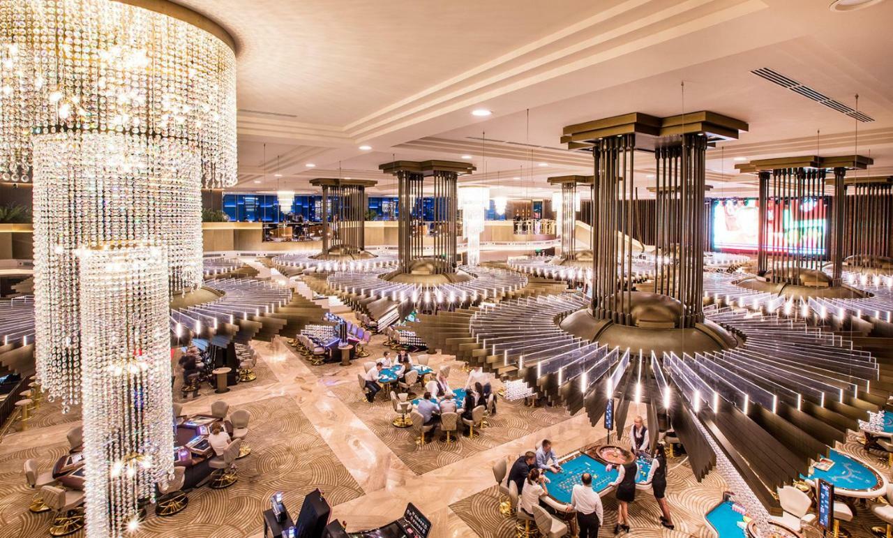 Orbi Beach Tower Batumi Eksteriør billede