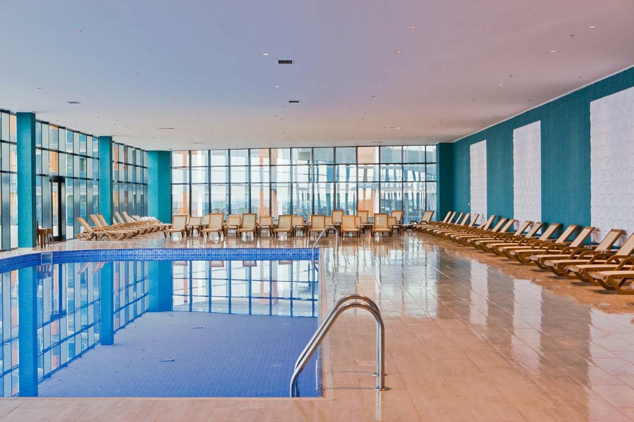 Orbi Beach Tower Batumi Eksteriør billede