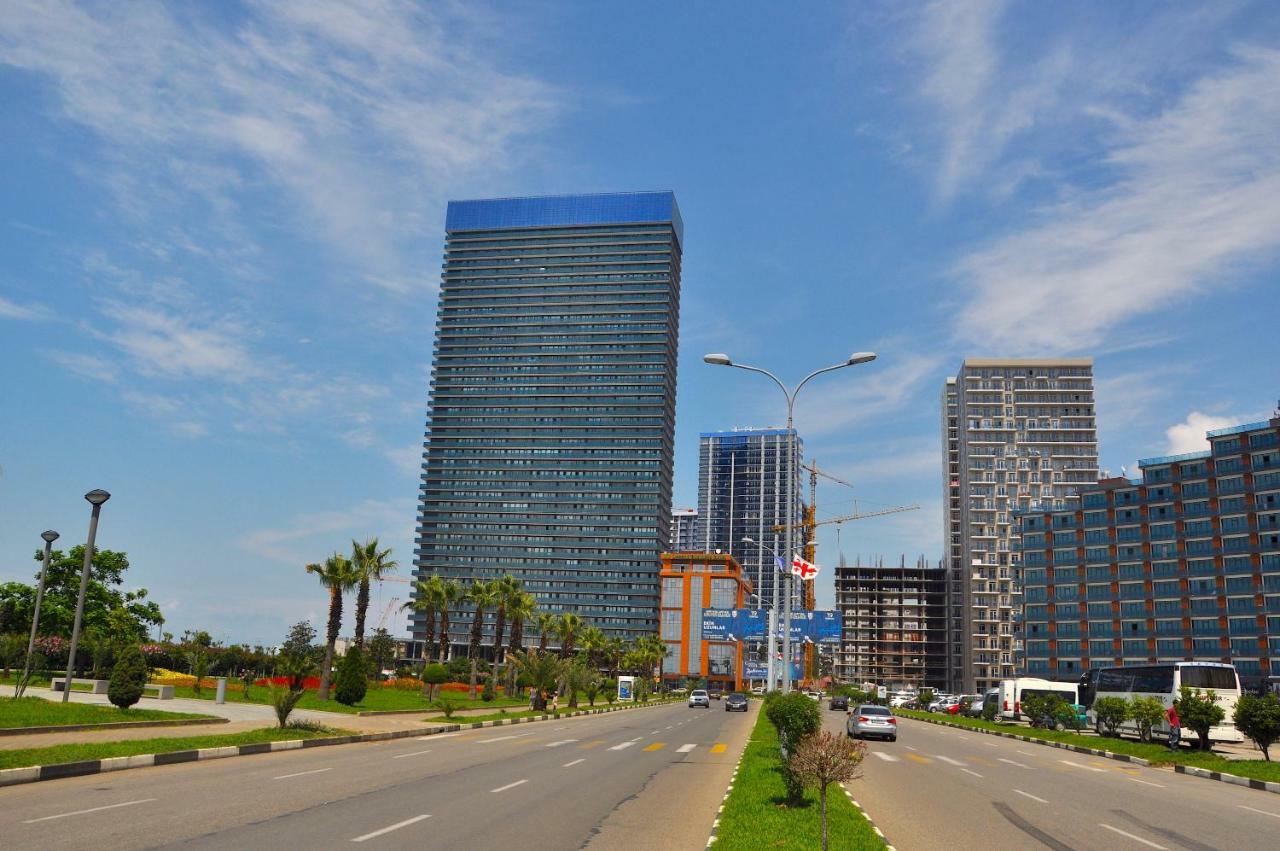 Orbi Beach Tower Batumi Eksteriør billede