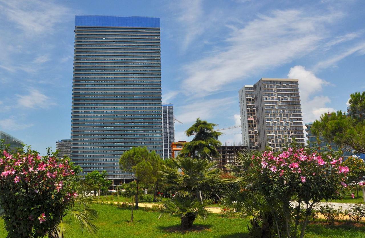Orbi Beach Tower Batumi Eksteriør billede